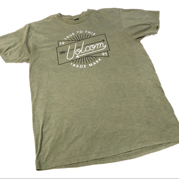 Volcom | Shirts | Volcom Spell Out 